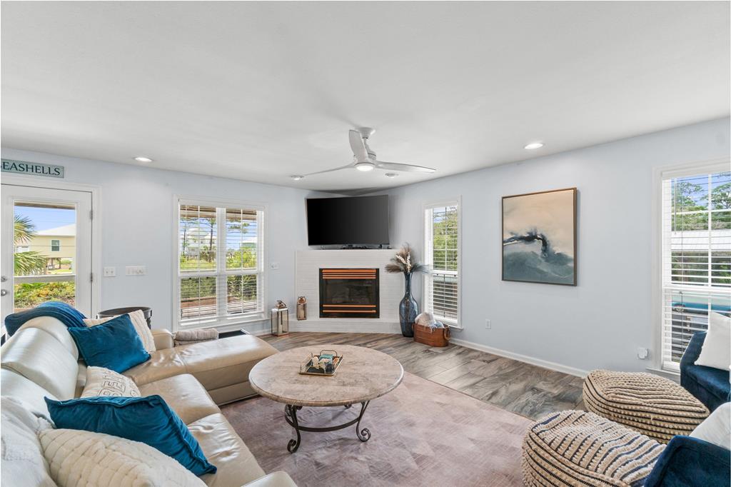 7707 Cr 30, Port St. Joe 32456