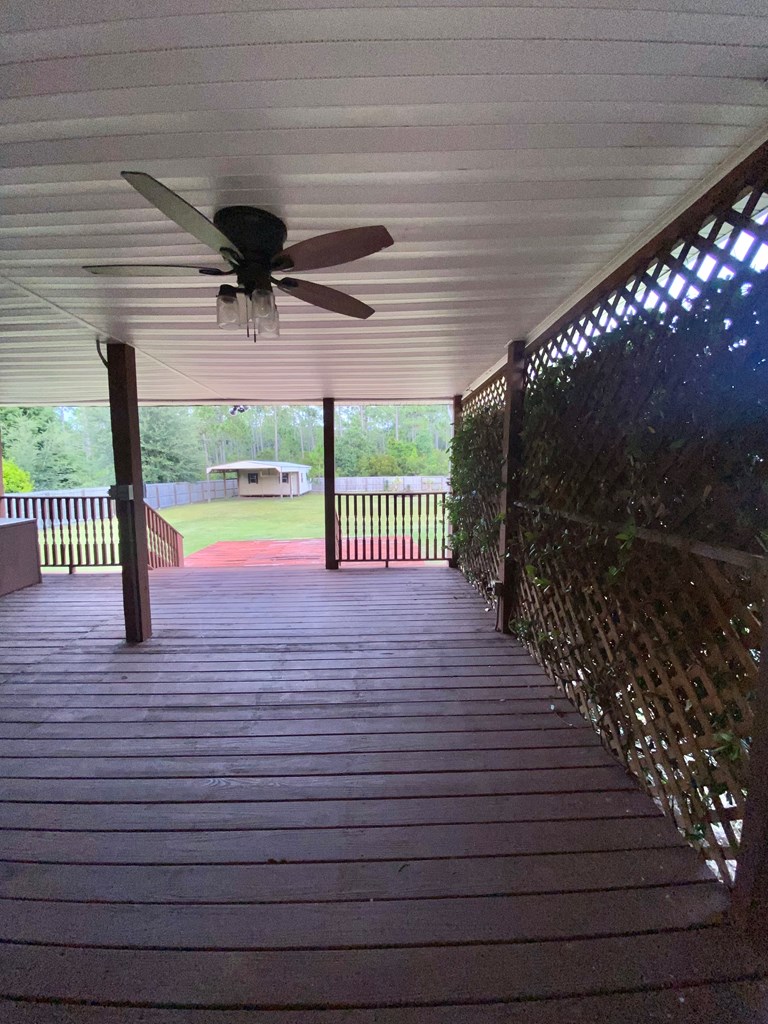 182 Palm Breeze Way, Port St. Joe 32456