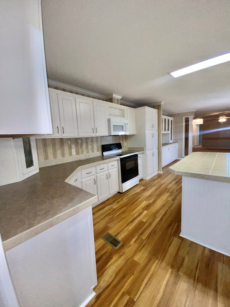 182 Palm Breeze Way, Port St. Joe 32456