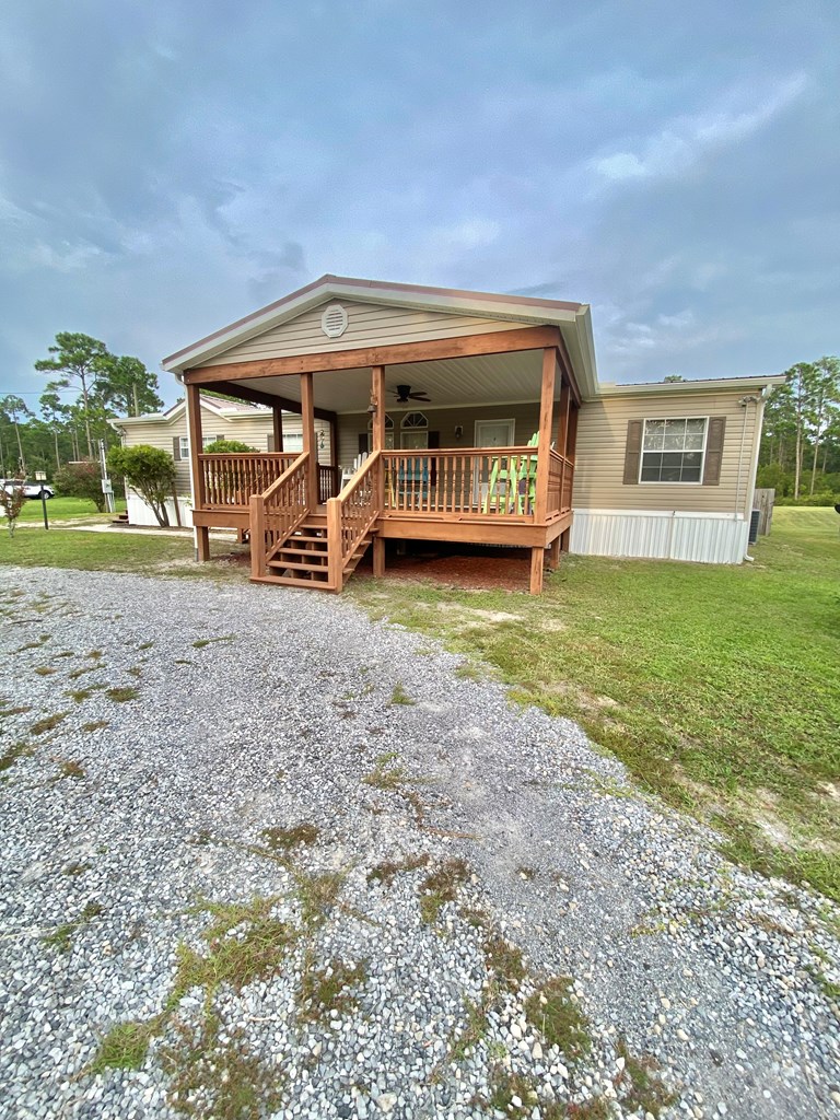 182 Palm Breeze Way, Port St. Joe 32456