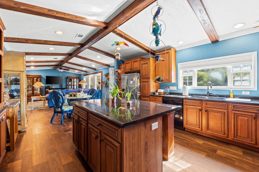 1161 E River Rd, 32465