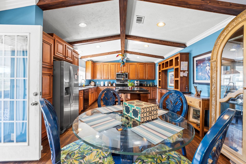 1161 E River Rd, 32465