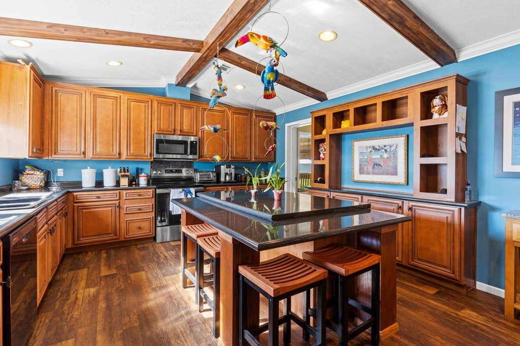 1161 E River Rd, 32465