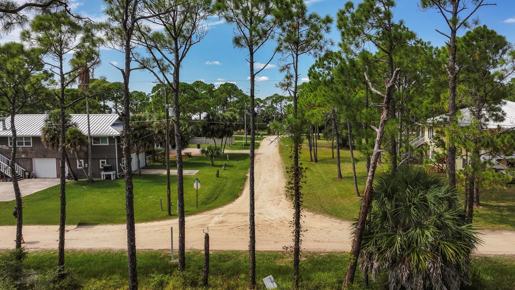 1028 Porter St, St. George Island 32328