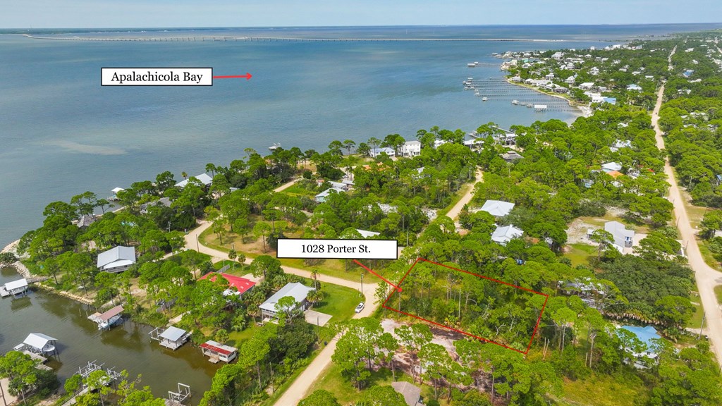 1028 Porter St, St. George Island 32328