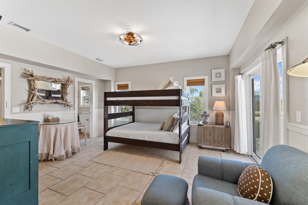 122 Summer House Ln, Port St. Joe 32456