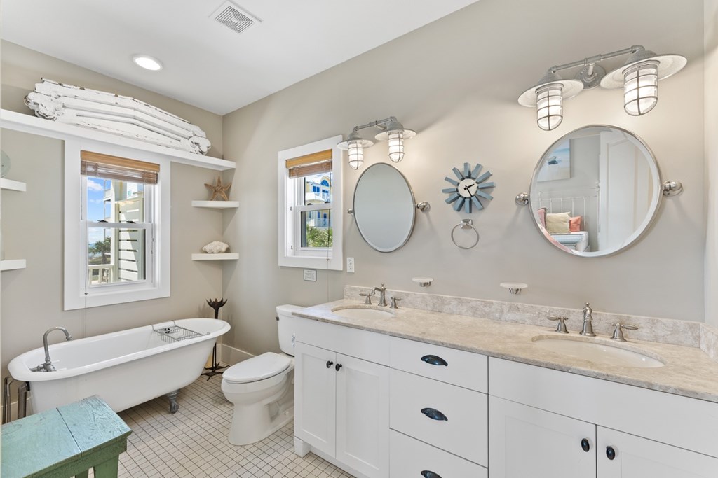 122 Summer House Ln, Port St. Joe 32456