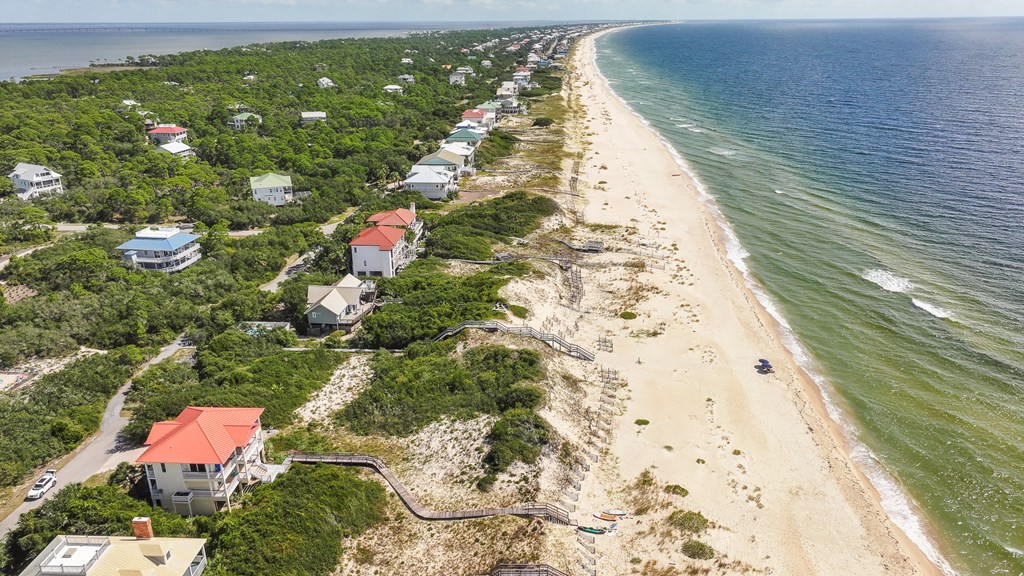 1416 Dogwood Dr, St. George Island 32328