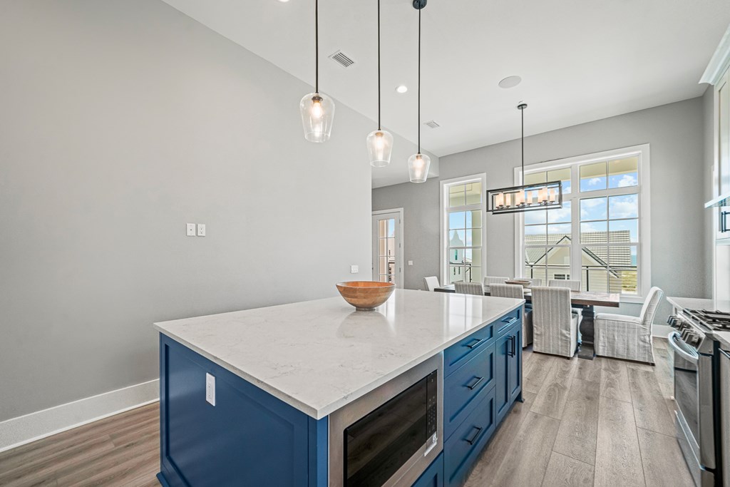 221 Dunes Dr, 32456