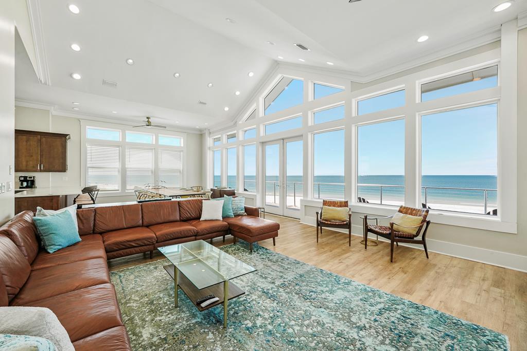149 Sapodilla Ln, 32456