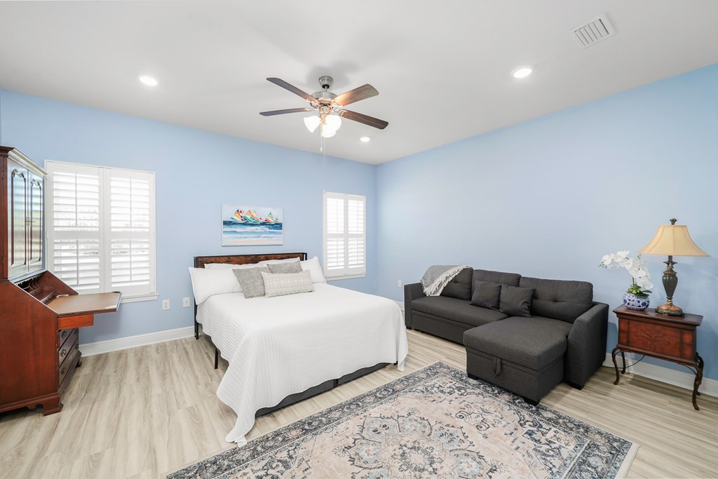 715 Backwater Rd, Port St. Joe 32456