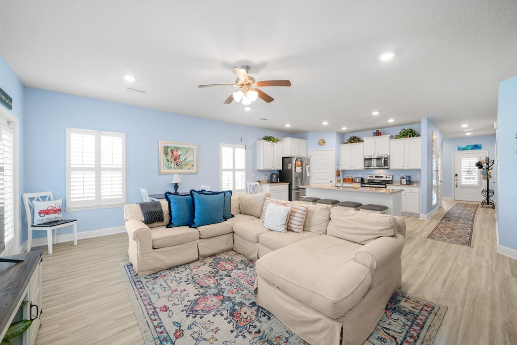 715 Backwater Rd, Port St. Joe 32456