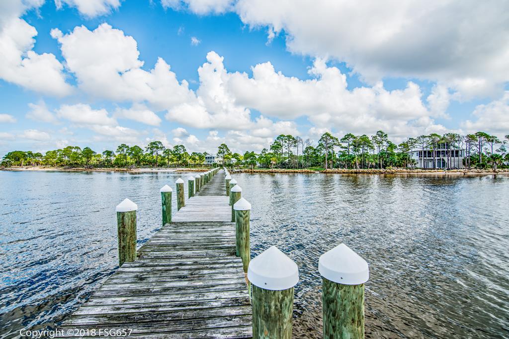 715 Backwater Rd, Port St. Joe 32456