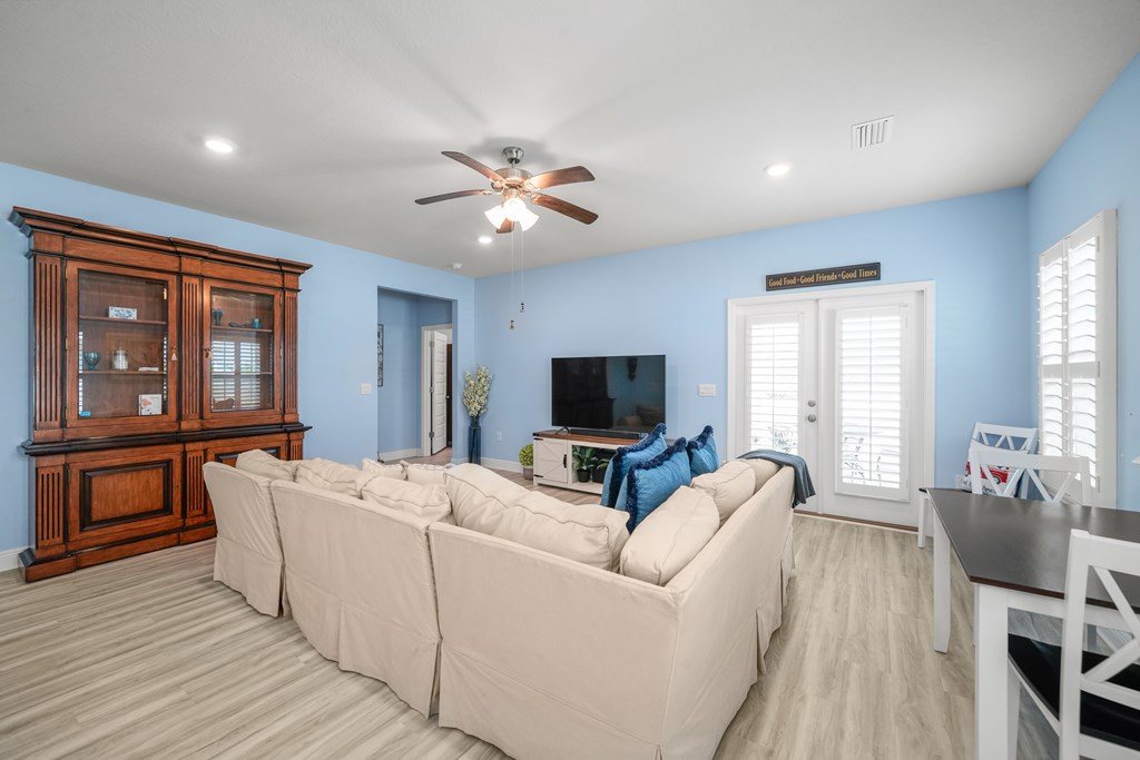 715 Backwater Rd, Port St. Joe 32456