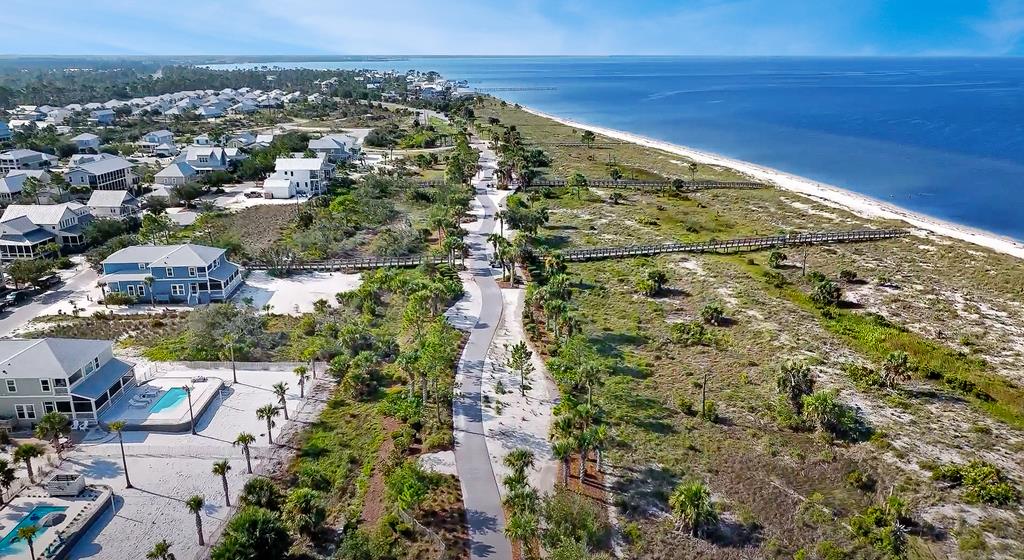 715 Backwater Rd, Port St. Joe 32456