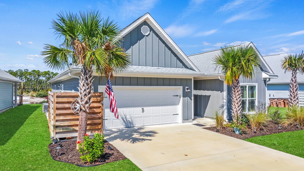 715 Backwater Rd, Port St. Joe 32456