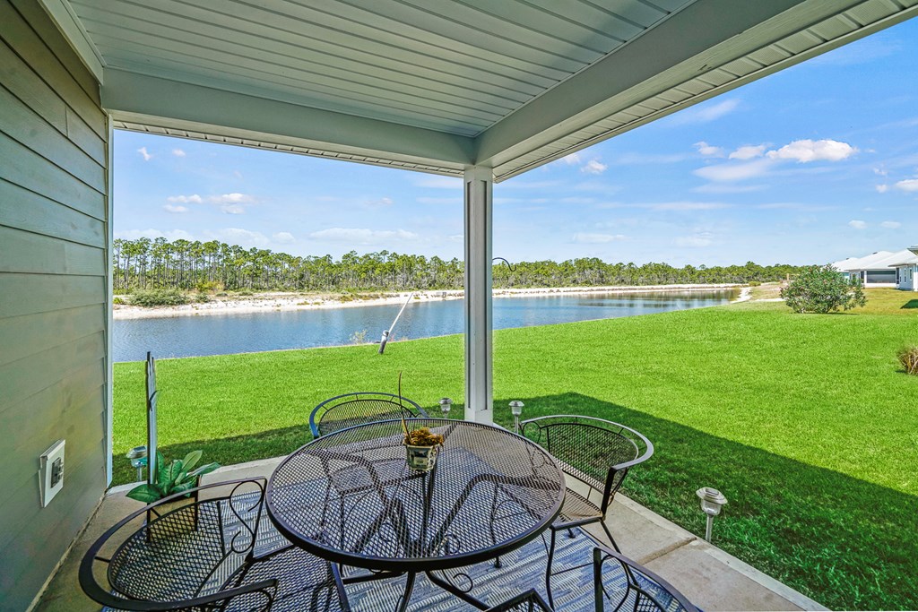 715 Backwater Rd, Port St. Joe 32456