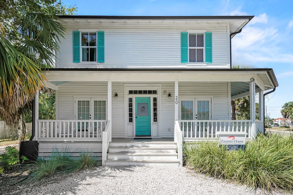 20 4th St, 32320