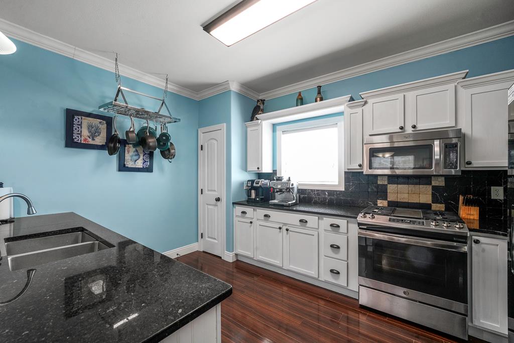 132 Pine St, Port St. Joe 32456