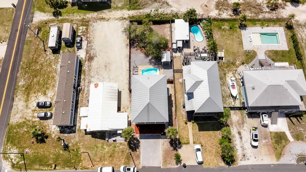 132 Pine St, Port St. Joe 32456