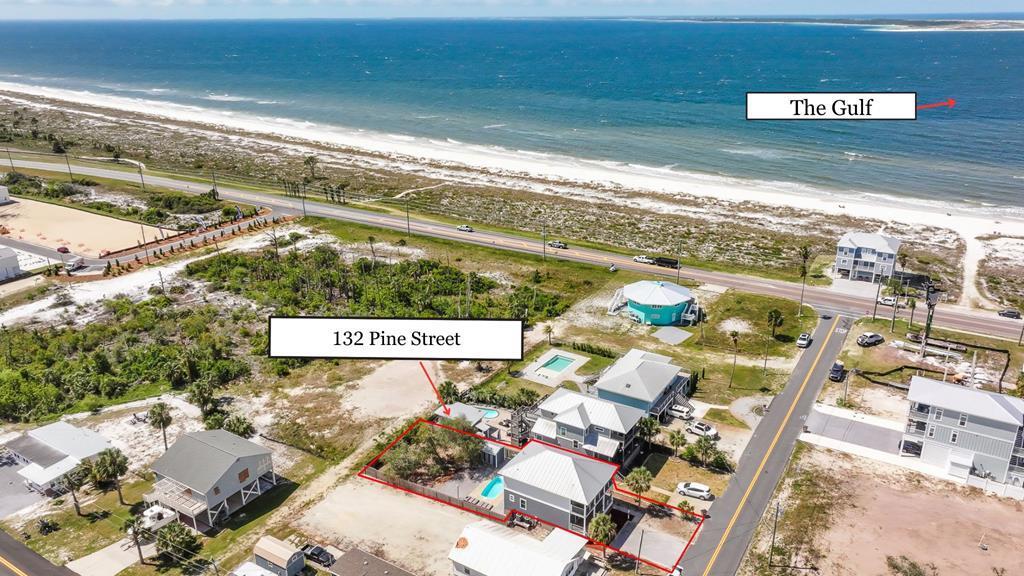 132 Pine St, Port St. Joe 32456