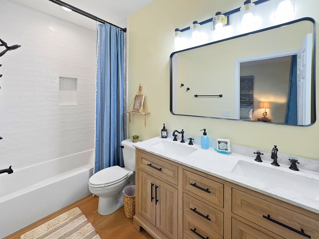 4868 Sr 30-a, Port St. Joe 32456