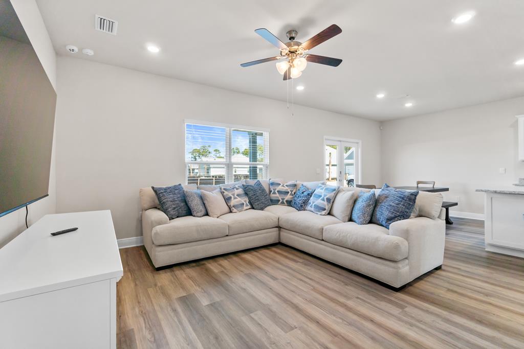 458 Vermilion Cir, Port St. Joe 32456