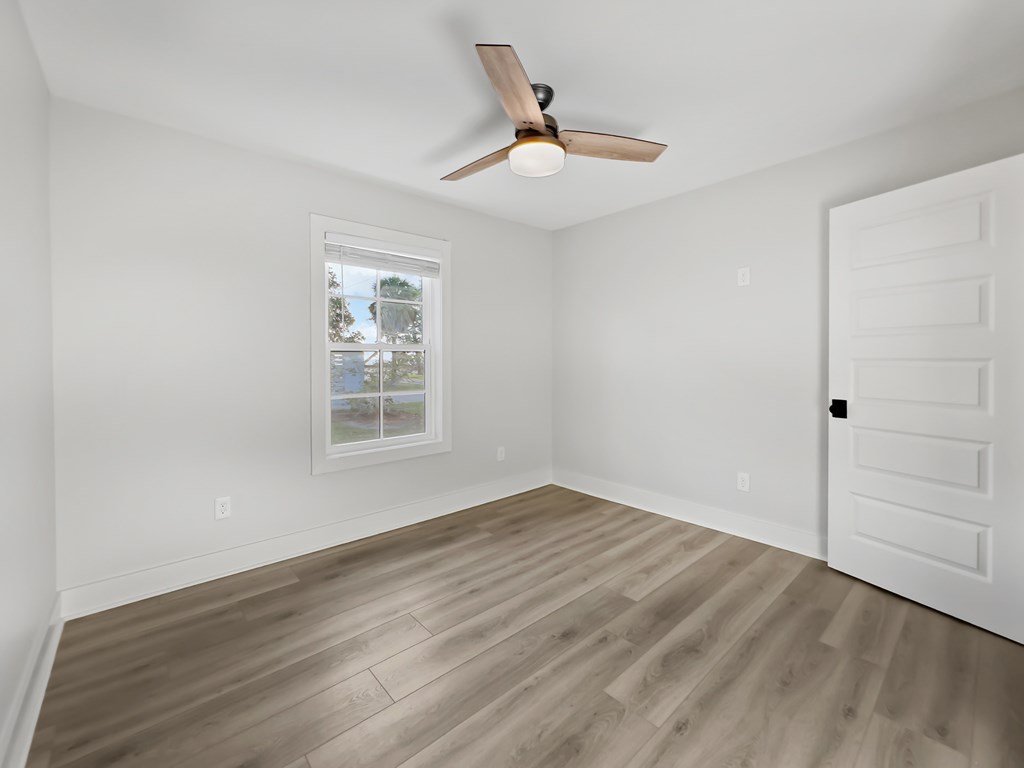 206 10th St, Port St. Joe 32456