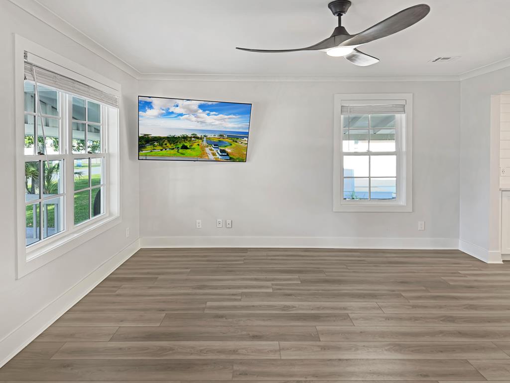 206 10th St, Port St. Joe 32456