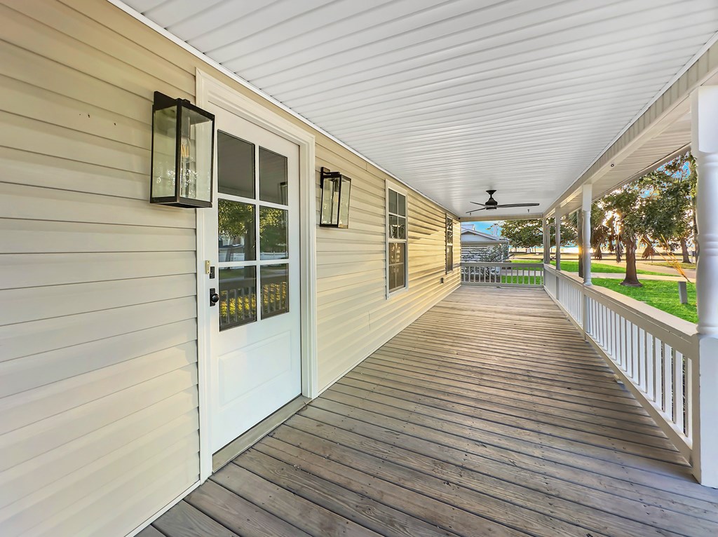 206 10th St, Port St. Joe 32456