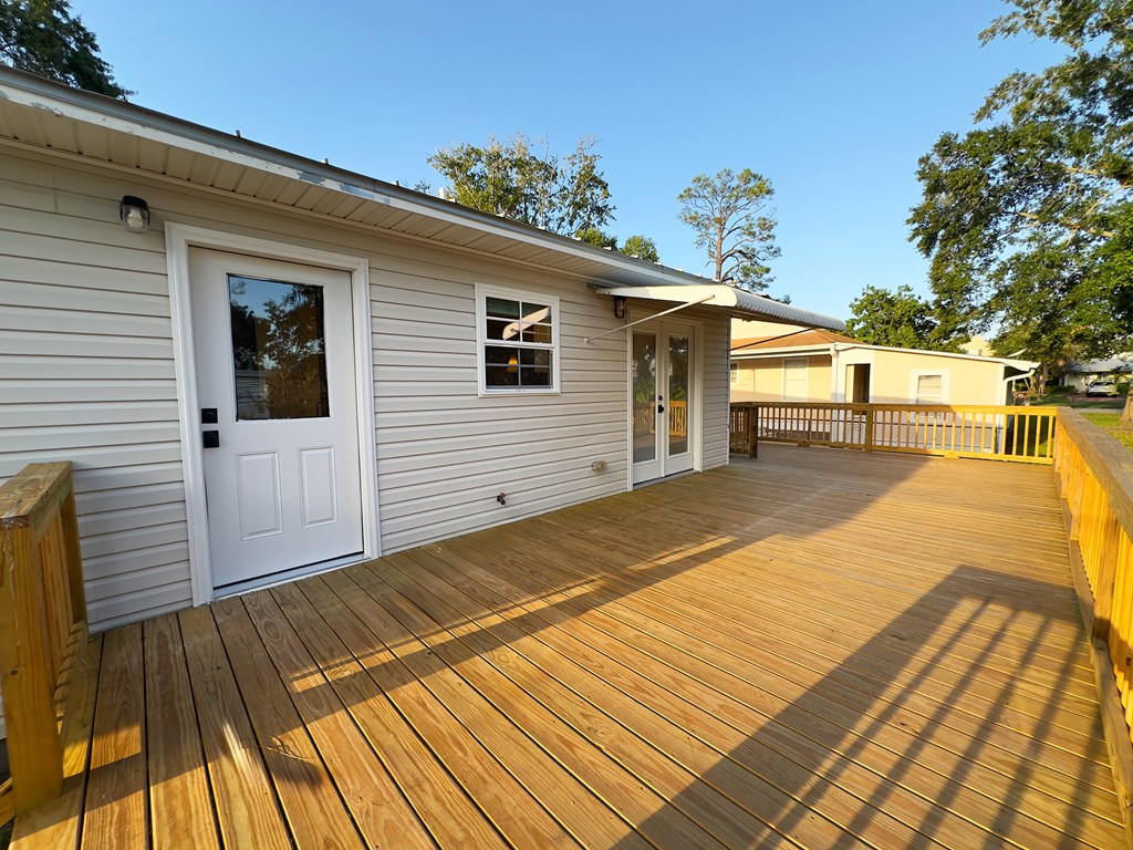 206 10th St, Port St. Joe 32456