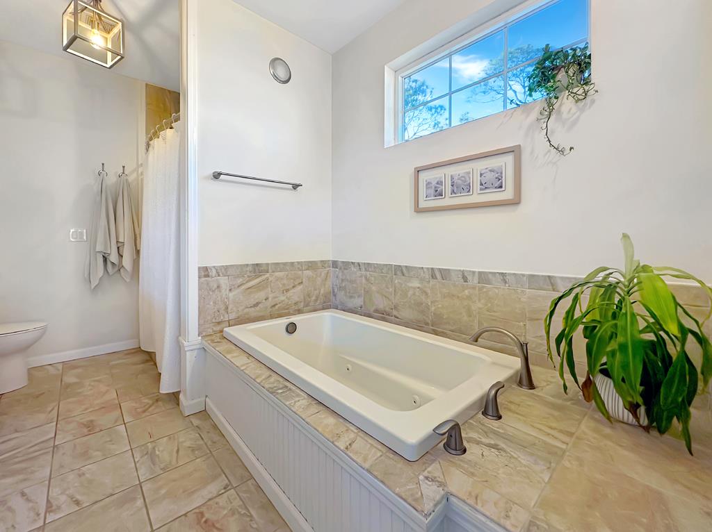 240 Pebble Beach Ave, Port St. Joe 32456