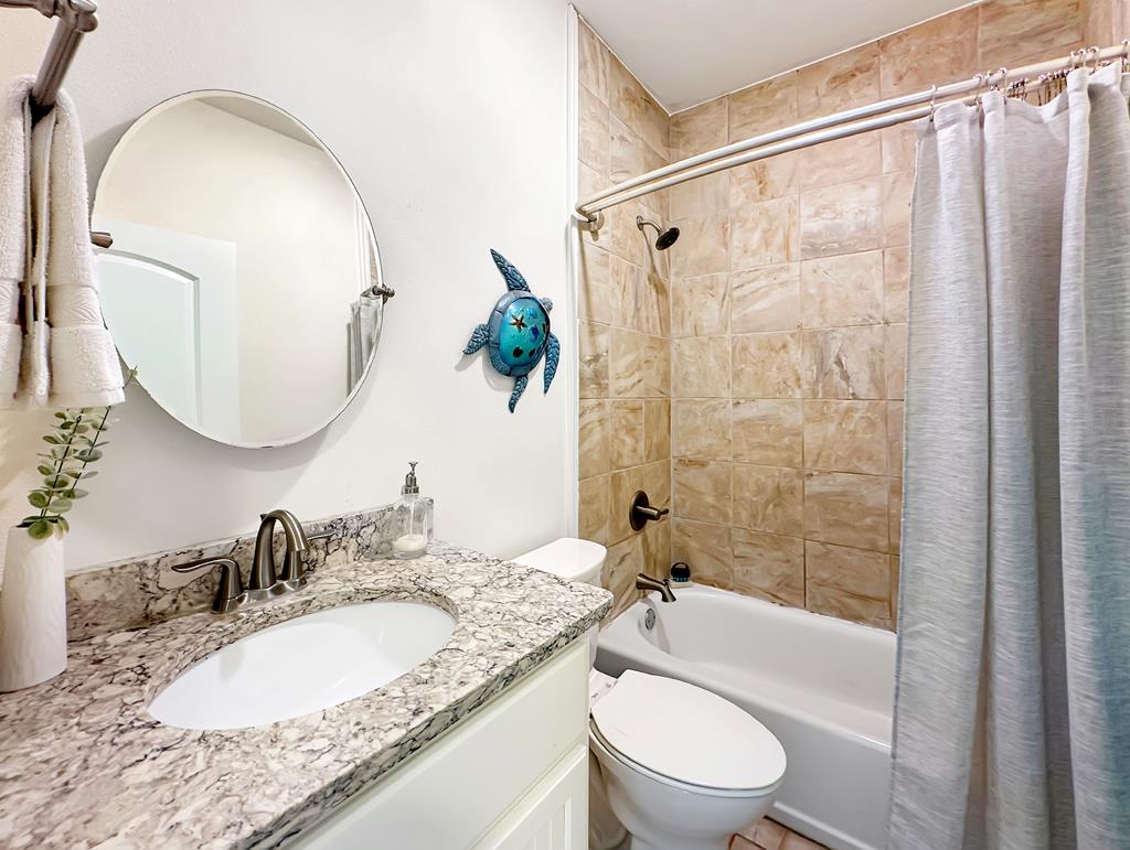 240 Pebble Beach Ave, Port St. Joe 32456