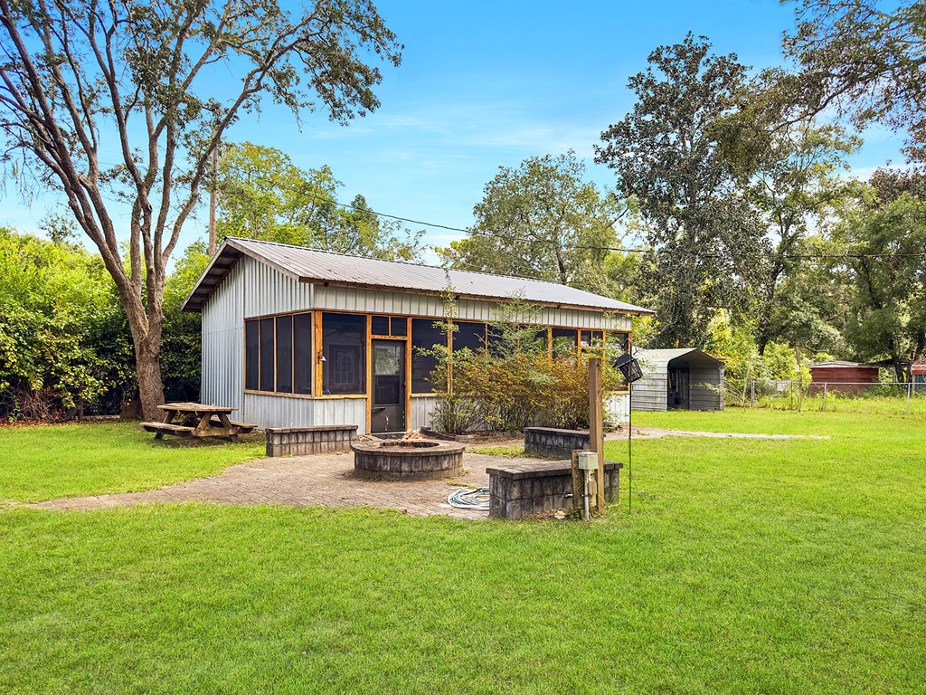 340 S Squirrel Ave, 32465