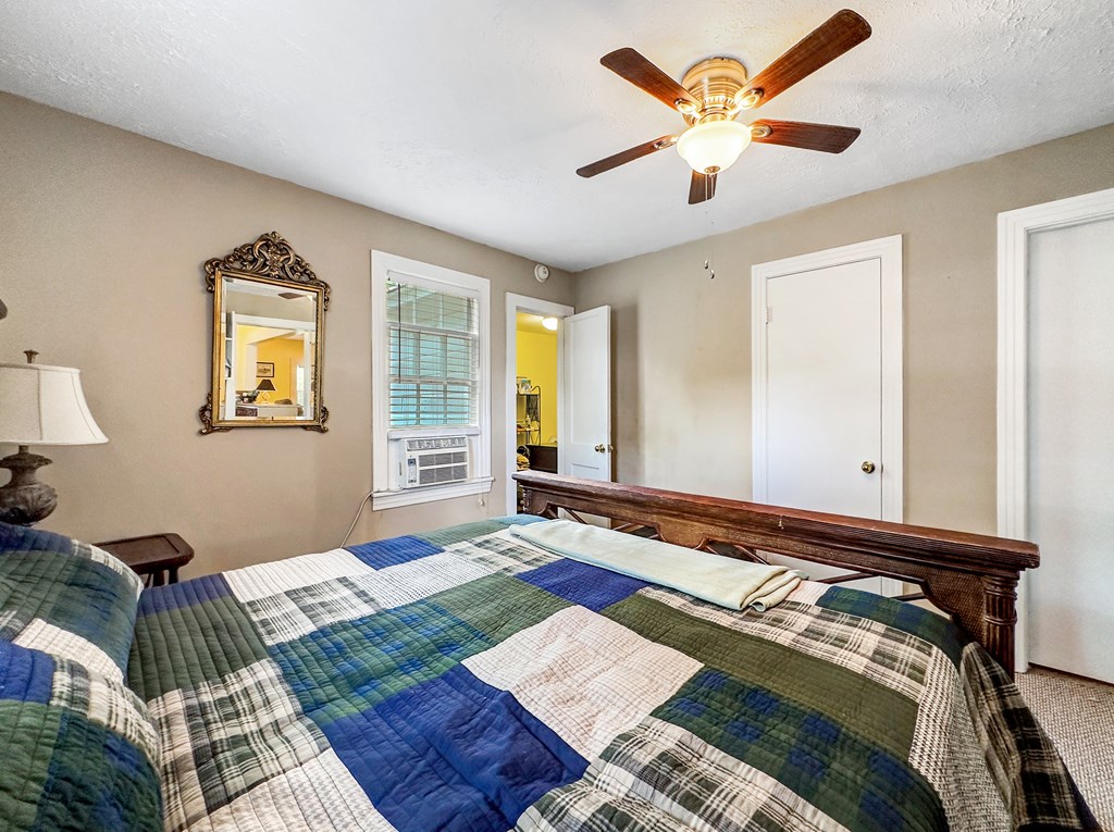 340 S Squirrel Ave, 32465