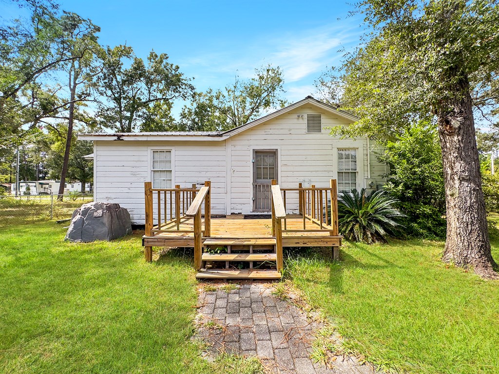 340 S Squirrel Ave, 32465