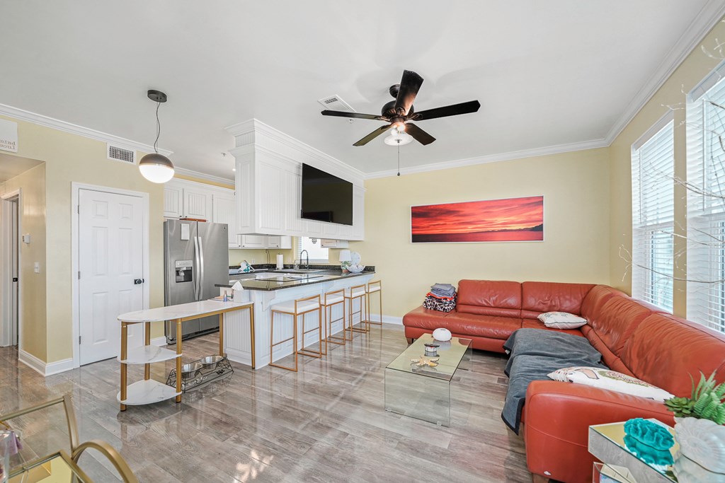 1120 15th St # e, 32456 Unit: 3-e