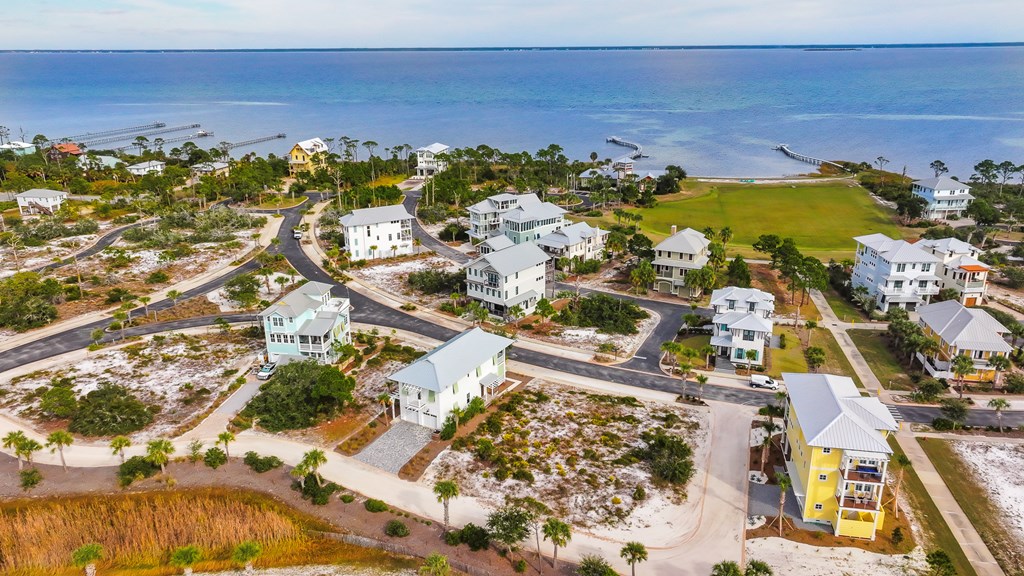 84 Pinnacle Dr, Port St. Joe 32456