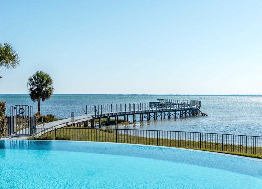 84 Pinnacle Dr, Port St. Joe 32456