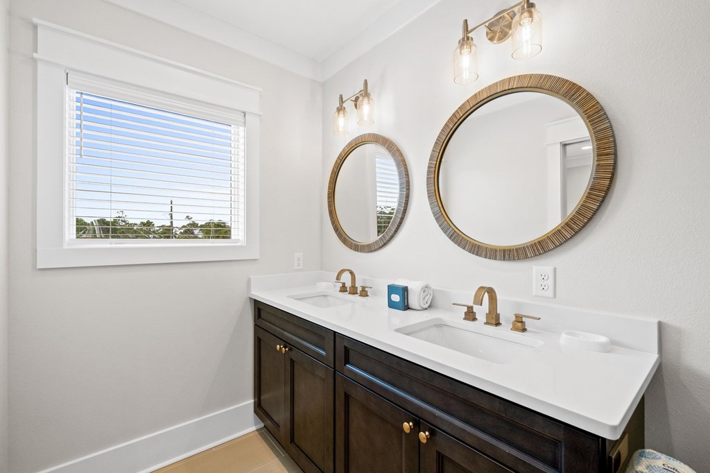 1570 E Gulf Beach Dr, St. George Island 32328