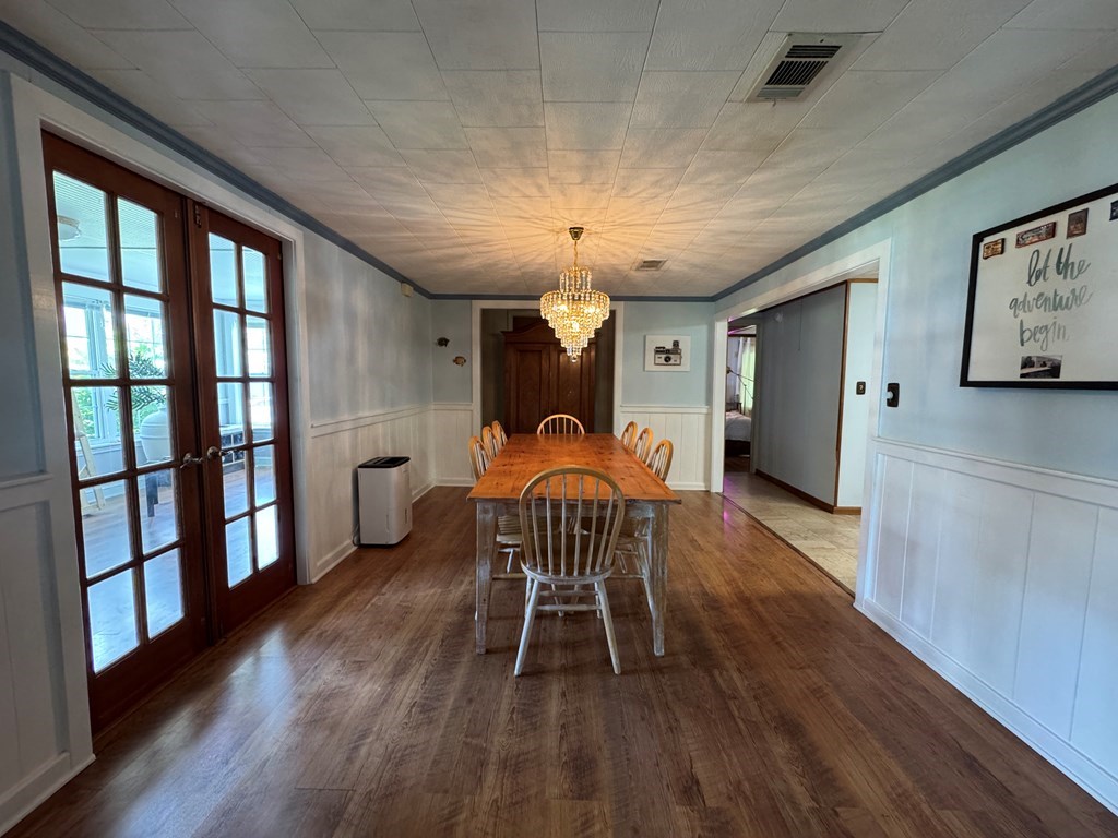 6641 Cedar St, Wewahitchka 32465