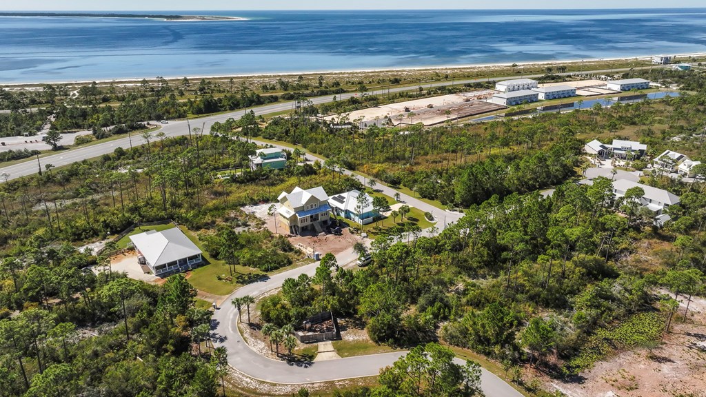 210 Sting Ray Ln, Port St. Joe 32456