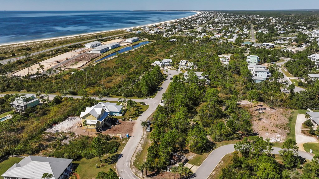 210 Sting Ray Ln, Port St. Joe 32456