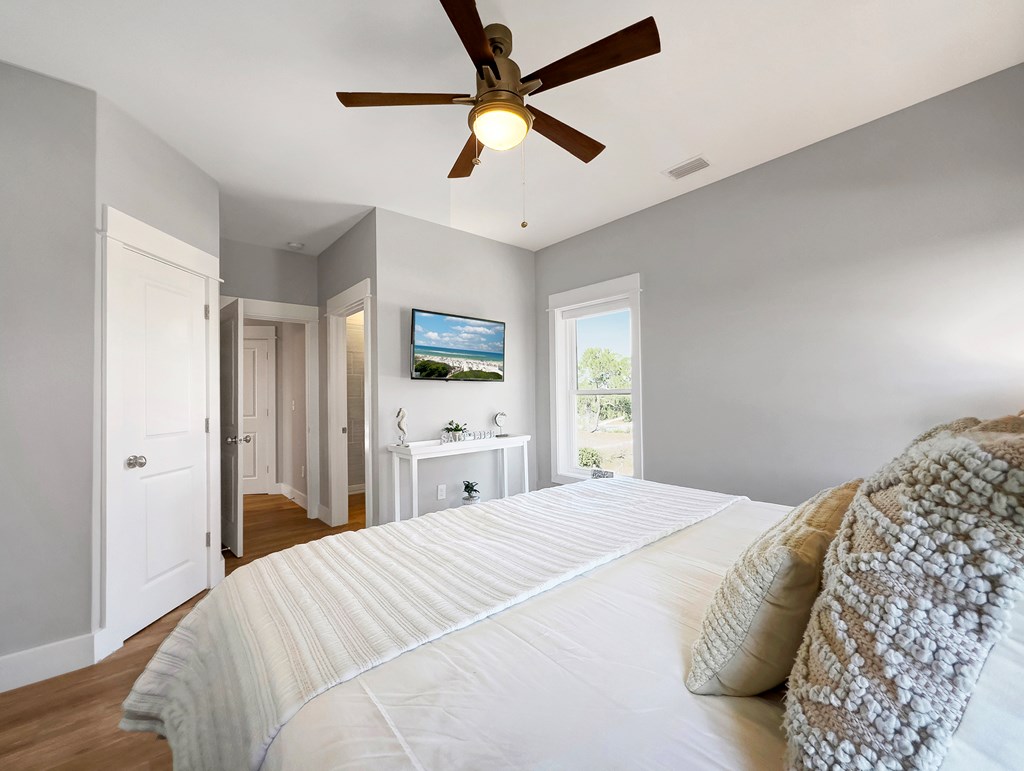 108 W Sand Dollar Way, 32456