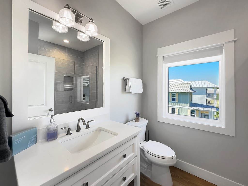 108 W Sand Dollar Way, 32456