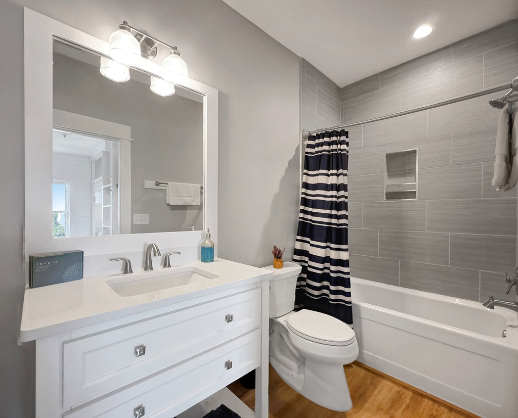 108 W Sand Dollar Way, 32456