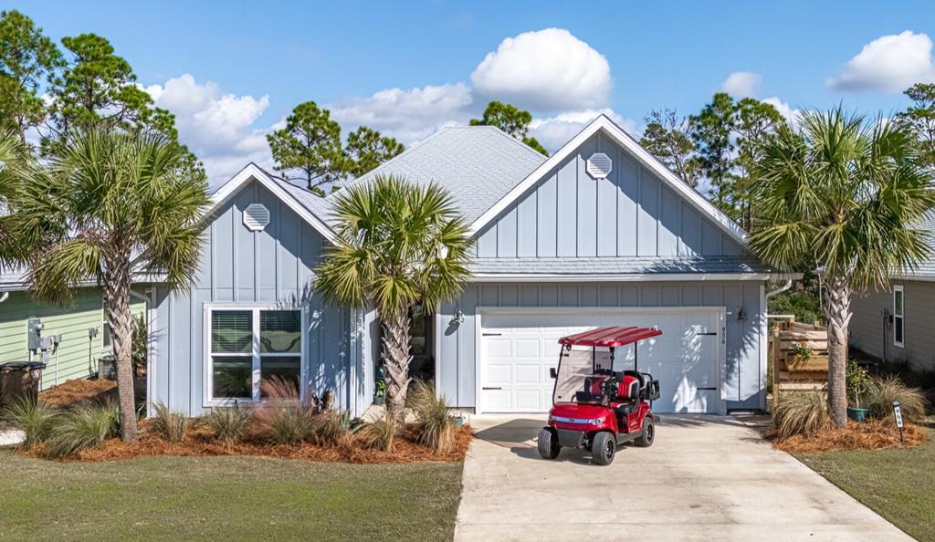 956 Backwater Rd, Port St. Joe 32456