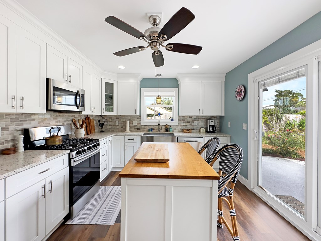 103 Mimosa Ave, Port St. Joe 32456