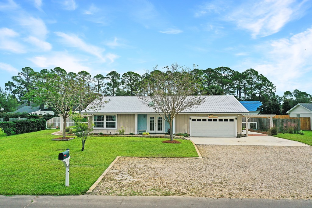 103 Mimosa Ave, Port St. Joe 32456