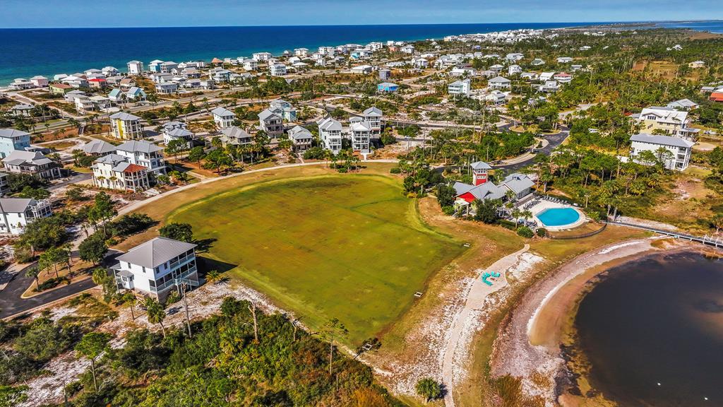 112 Echo Ln, Port St. Joe 32456